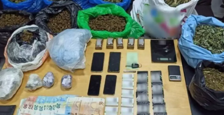 Ο Σερραίος αστυνομικός σκύλος Roxy «ξετρύπωσε» υπόγειο θερμοκήπιο καλλιέργειας κάνναβης – Δυο συλλήψεις