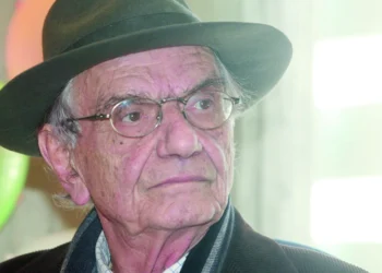 Πέθανε ο Βασίλης Βασιλικός σε ηλικία 89 ετών