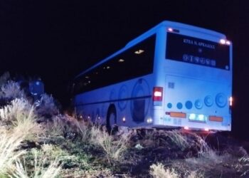 Αρκαδία: Νεκρός ο 47χρονος οδηγός του ΚΤΕΛ που έπαθε ανακοπή και παραλίγο να ρίξει το λεωφορείο σε γκρεμό