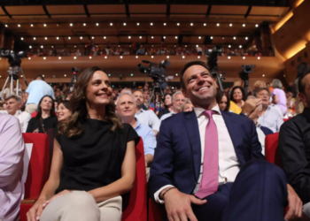 Κασσελάκης: Θα είχα αποσυρθεί αν είχε πει η Αχτσιόγλου «ή βγαίνω πρόεδρος ή φεύγω»