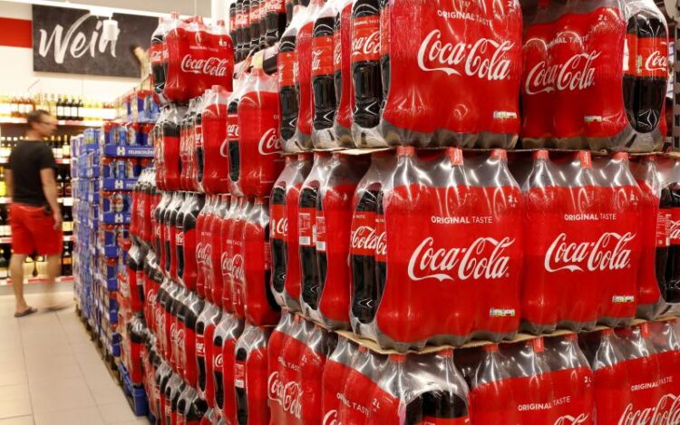 Ανακαλούνται προϊόντα της Coca-Cola στην Κροατία – Κρούσματα δηλητηρίασης σε 3 πόλεις