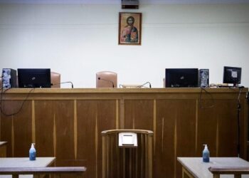 Αχαΐα: Απίστευτο και όμως ελληνικό – Τον κλητεύουν σε δίκη από τον άλλον κόσμο!