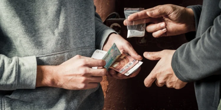 Ο «Yeyo», ο «Lori» και ο «Αντρίκος»: Ποια είναι η συμμορία που έδωσε ναρκωτικά στη 16χρονη και την έστειλε στη ΜΕΘ