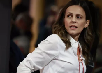 ΣΥΡΙΖΑ: Η επόμενη μέρα – Μένει μέχρι να φύγει η Έφη Αχτσιόγλου