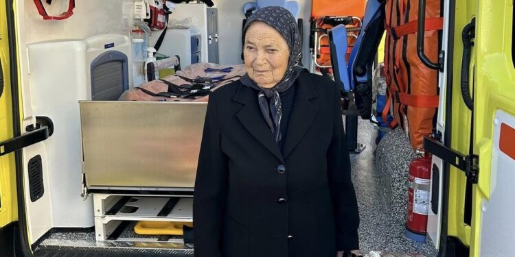 Συνταξιούχος αγρότισσα δώρισε ασθενοφόρο στο νοσοκομείο Μεσολογγίου – Οι όροι που έθεσε