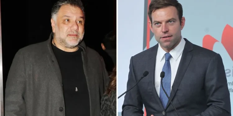 Γρηγόρης Αρνούτογλου: Ο Στέφανος Κασσελάκης μου θυμίζει τα «Παρατράγουδα» της Αννίτας Πάνια