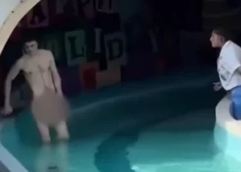 Συνελήφθη γυμνός 26χρονος άνδρας στην Disneyland – Δείτε βίντεο