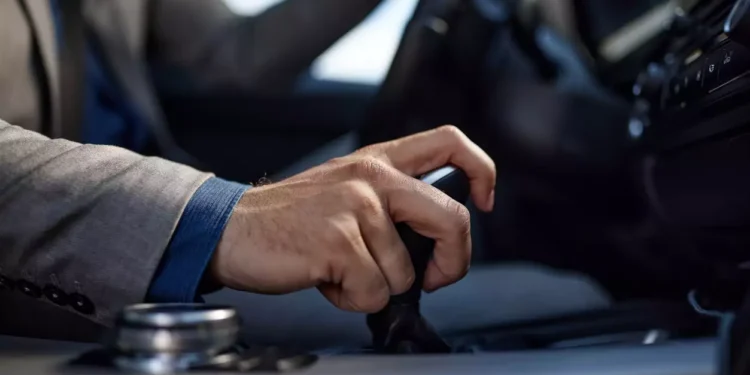 Θρίλερ έξω από ξενοδοχείο στα Χανιά με νεκρό οδηγό σε αυτοκίνητο – Σε σοκ οι πρώτοι περαστικοί