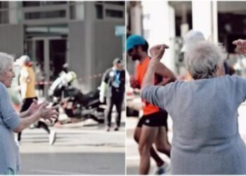 Μαραθώνιος: Η ηλικιωμένη που εμψύχωνε όλους τους δρομείς «σα να ήταν παιδιά της» – Δείτε βίντεο