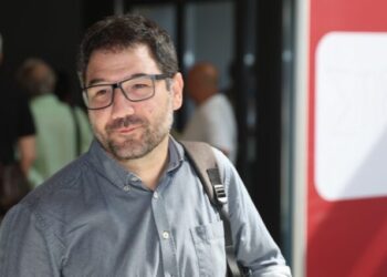 Ηλιόπουλος: “Πράξη ντροπής για τη χώρα” η σύλληψη του Παλαιστίνιου διαδηλωτή