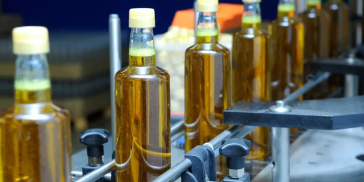 Έδεσσα: Νέα σύλληψη για πώληση αμφιβόλου ποιότητας ελαιόλαδο – Χειροπέδες σε 70χρονη που είχε σχεδόν 3 τόνους