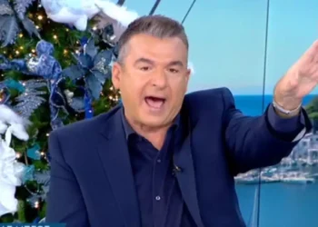 Γιώργος Λιάγκας και Αχιλλέας Μπέος εκτός εαυτού: «Με τη σύζυγό σου τη Φαίη είπες δεν θέλω τα παιδιά μου να γίνουν gay»