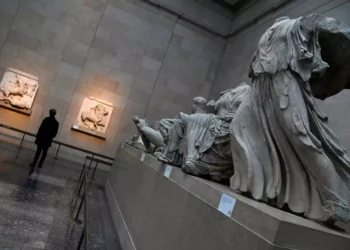 Γλυπτά του Παρθενώνα: Το Βρετανικό Μουσείο «αδειάζει» τον Σούνακ – «Συνεχίζονται οι συζητήσεις με την Αθήνα»