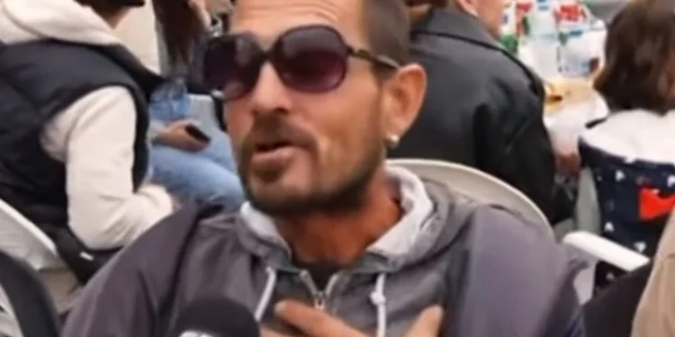 Μερακλής Σερραίος «μπαούλο» από «ξύδια» στην γιορτή τσίπουρου λέει πως δεν πίνει και γίνεται viral(Βίντεο)