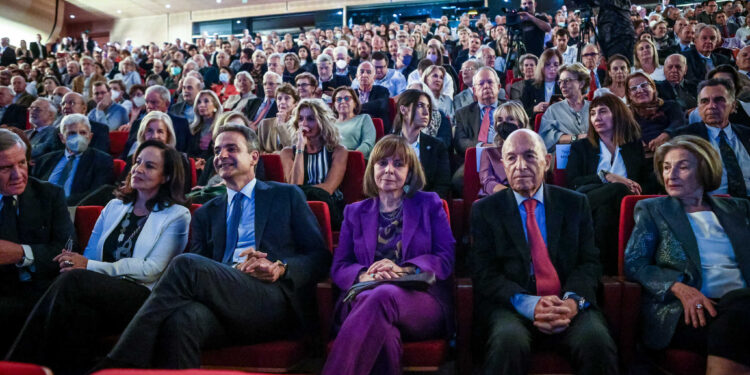 Κυβέρνηση σε Κασσελάκη: Να διαβάσεις ιστορία για το ποιος χρέωσε τη χώρα