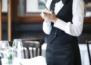 Σέρρες: Αγγελία Εργασίας – Ζητούνται άτομα για εργασία ως σερβιτόροι