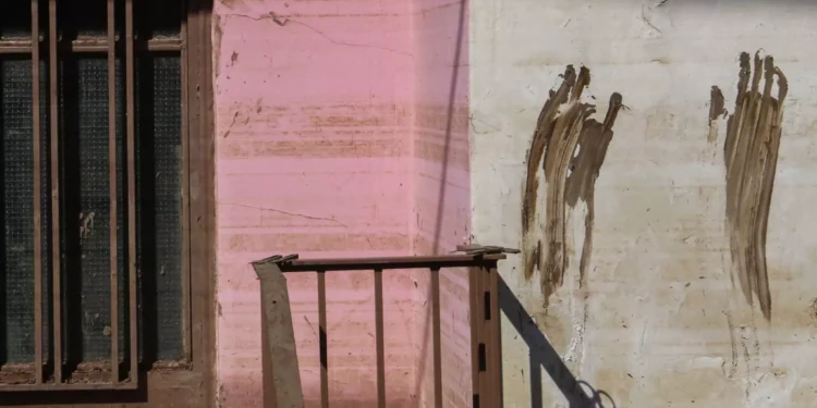 Ενδοοικογενειακή βία στην Κρήτη: Μαχαίρωσε στο στήθος τον σύζυγό της στην Ιεράπετρα