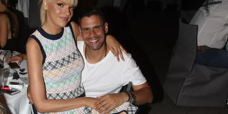 Σάσα Σταμάτη για Ουγγαρέζο: Κοιμόμουν στον καναπέ, περίμενα μπας και περάσω στο κυρίως υπνοδωμάτιο