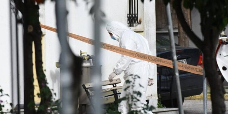 Μενίδι: Κοντά σε σπίτι αστυνομικού είχαν βάλει εμπρηστικό μηχανισμό – Ελεγχόμενη έκρηξη