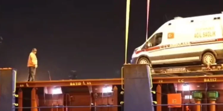 Γάζα: Η Τουρκία στέλνει πλοίο με ιατρικά εφόδια και ασθενοφόρα