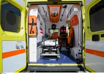 Σήμερα η απολογία του 16χρονου πατροκτόνου από τα Καλύβια: «Του είχα πολλά μαζεμένα και αποφάσισα να βάλω ένα τέλος»