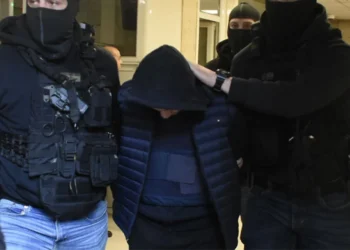 Ρέντης: Βρέθηκαν ίχνη πυρίτιδας στο χέρι του 18χρονου – Στο μικροσκόπιο της έρευνας και ο αδελφός του