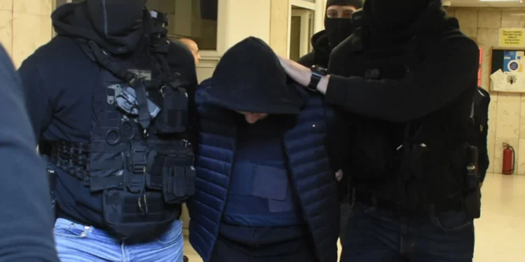 Ρέντης: Βρέθηκαν ίχνη πυρίτιδας στο χέρι του 18χρονου – Στο μικροσκόπιο της έρευνας και ο αδελφός του