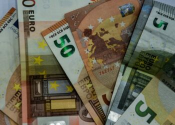 Παρελθόν τα επιδόματα και οι εκπτώσεις για τους ελεύθερους επαγγελματίες