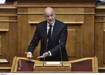 Δένδιας: Σχέδιο για 1400 κατοικίες στη χώρα για στρατιωτικούς, καθηγητές και γιατρούς