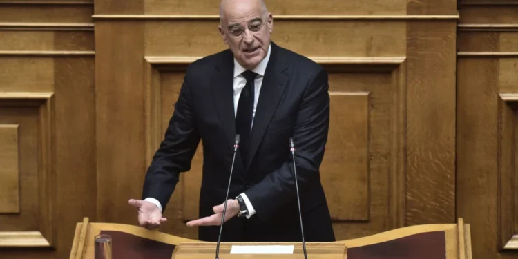 Δένδιας: Σχέδιο για 1400 κατοικίες στη χώρα για στρατιωτικούς, καθηγητές και γιατρούς