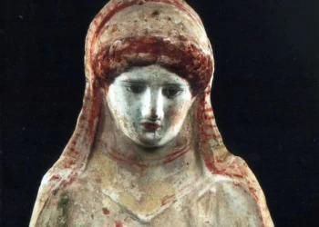 Αμφίπολη: Η εντυπωσιακή γυναικεία προτομή στο αρχαιολογικό μουσείο της περιοχής