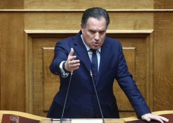 Σύγκρουση Γεωργιάδη με Σπαρτιάτες: «O πατριωτισμός σας αξίζει 40 χιλ. ευρώ»