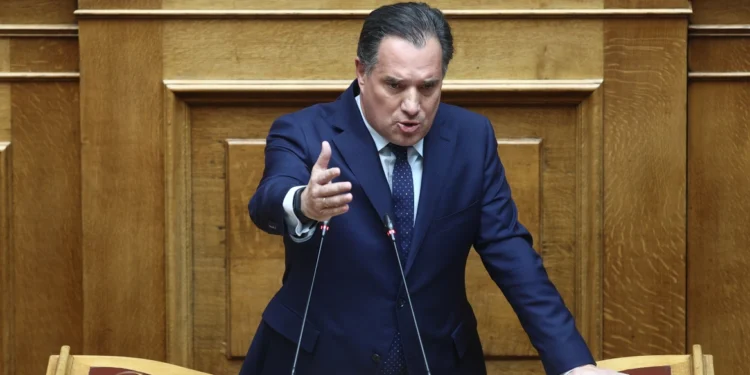 Σύγκρουση Γεωργιάδη με Σπαρτιάτες: «O πατριωτισμός σας αξίζει 40 χιλ. ευρώ»