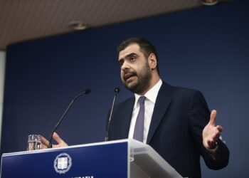 Παύλος Μαρινάκης: «Όσοι δεν ψηφίσουν την επίμαχη τροπολογία θα διαγραφούν»