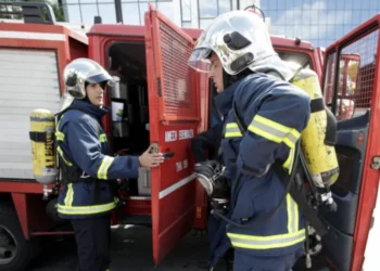 Ελευσίνα: Έβαλε φωτιά στο σπίτι του και στη συνέχεια αυτοκτόνησε με καραμπίνα