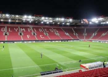 Λουκέτο στις εξέδρες μέχρι τις 12/2: Μόνο ο Ολυμπιακός θα παίξει χωρίς κόσμο την Πέμπτη