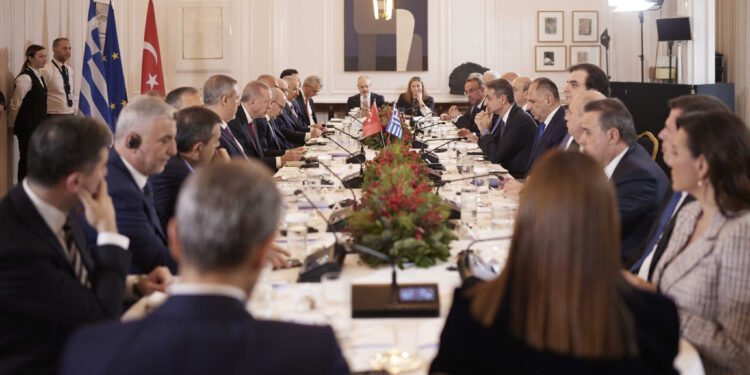 Οι συμφωνίες που υπέγραψαν Ελλάδα – Τουρκία