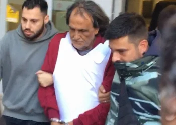 Σαλαμίνα: Προθεσμία για την Παρασκευή έλαβε ο δολοφόνος της 43χρονης – Δεν τον αναλαμβάνει δικηγόρος