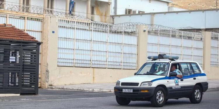 Φυλακές Κορυδαλλού: Συνεπλάκησαν κρατούμενοι και βγήκαν μαχαίρια