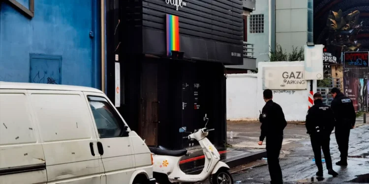 Γκάζι: Πυροβολισμοί έξω από νυχτερινό κέντρο -Τρεις τραυματίες, ο ένας πολύ σοβαρά