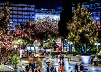 Καιρός: Ανεβαίνει η θερμοκρασία, υποχωρεί η παγωνιά -Σε ποιες περιοχές αναμένονται βροχές