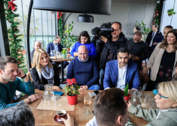 Κασσελάκης για Ιερώνυμο: «Ευτυχώς μεγάλες προσωπικότητες της εκκλησίας όπως ο Πατριάρχης και ο Πάπας είναι ανοιχτόμυαλοι και προοδευτικοί»