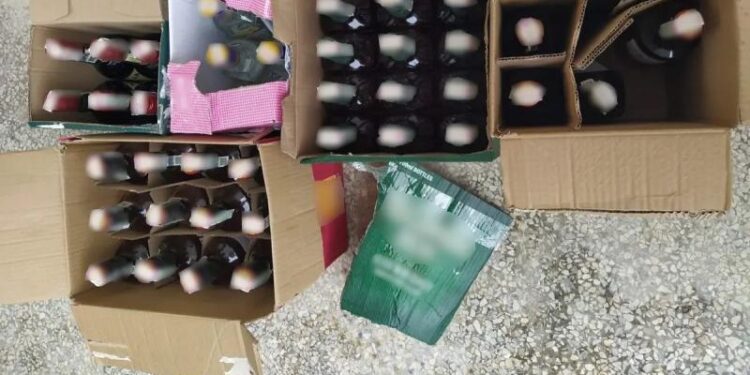 Σέρρες: Τον έπιασαν στα σύνορα με 40 φιάλες λαθραία ποτά στο αυτοκίνητο