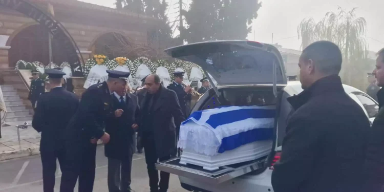 Θεσσαλονίκη: Το τελευταίο αντίο στον 32χρονο αστυνομικό που σκότωσε ο Νορβηγός – Κηδεία με άγημα και τιμές