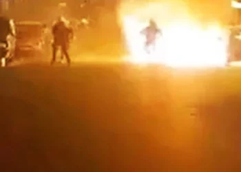 Ρέντη: Ελεύθεροι και οι 424 προσαχθέντες – Μάχη για να κρατηθεί στη ζωή δίνει ο αστυνομικός