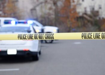 Καβγάς για τα χριστουγεννιάτικα δώρα κατέληξε σε οικογενειακή τραγωδία – 14χρονος σκότωσε την αδελφή του