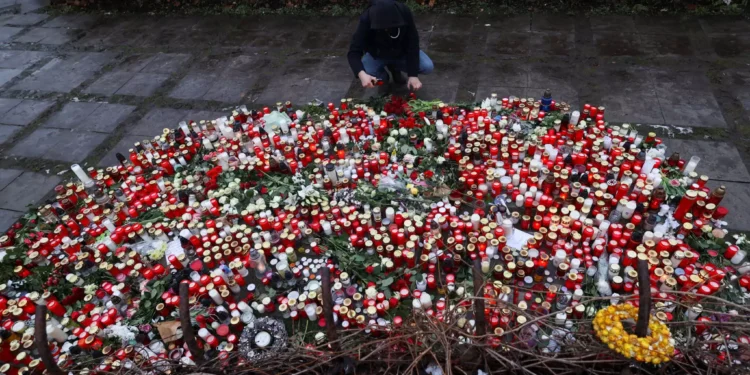 Ο μακελάρης της Πράγας σκότωσε πατέρα και μωρό πριν το μακελειό στο Πανεπιστήμιο του Καρόλου