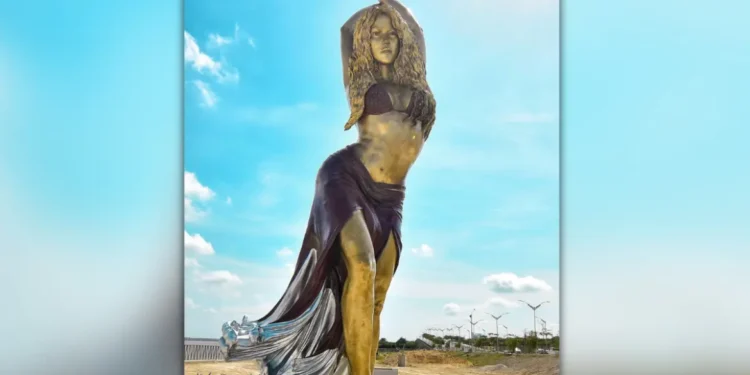 Σακίρα: Έγινε άγαλμα 6 μέτρων στην πατρίδα της, Κολομβία