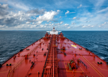 Κρίση στην Ερυθρά Θάλασσα: Η Μεσόγειος μοιάζει… με μπανιέρα που αδειάζει από εμπορικά πλοία