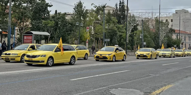 Φορολογικό νομοσχέδιο: Αλλαγές της τελευταίας στιγμής για περίπτερα και ταξί – Οι τέσσερις τροποποιήσεις